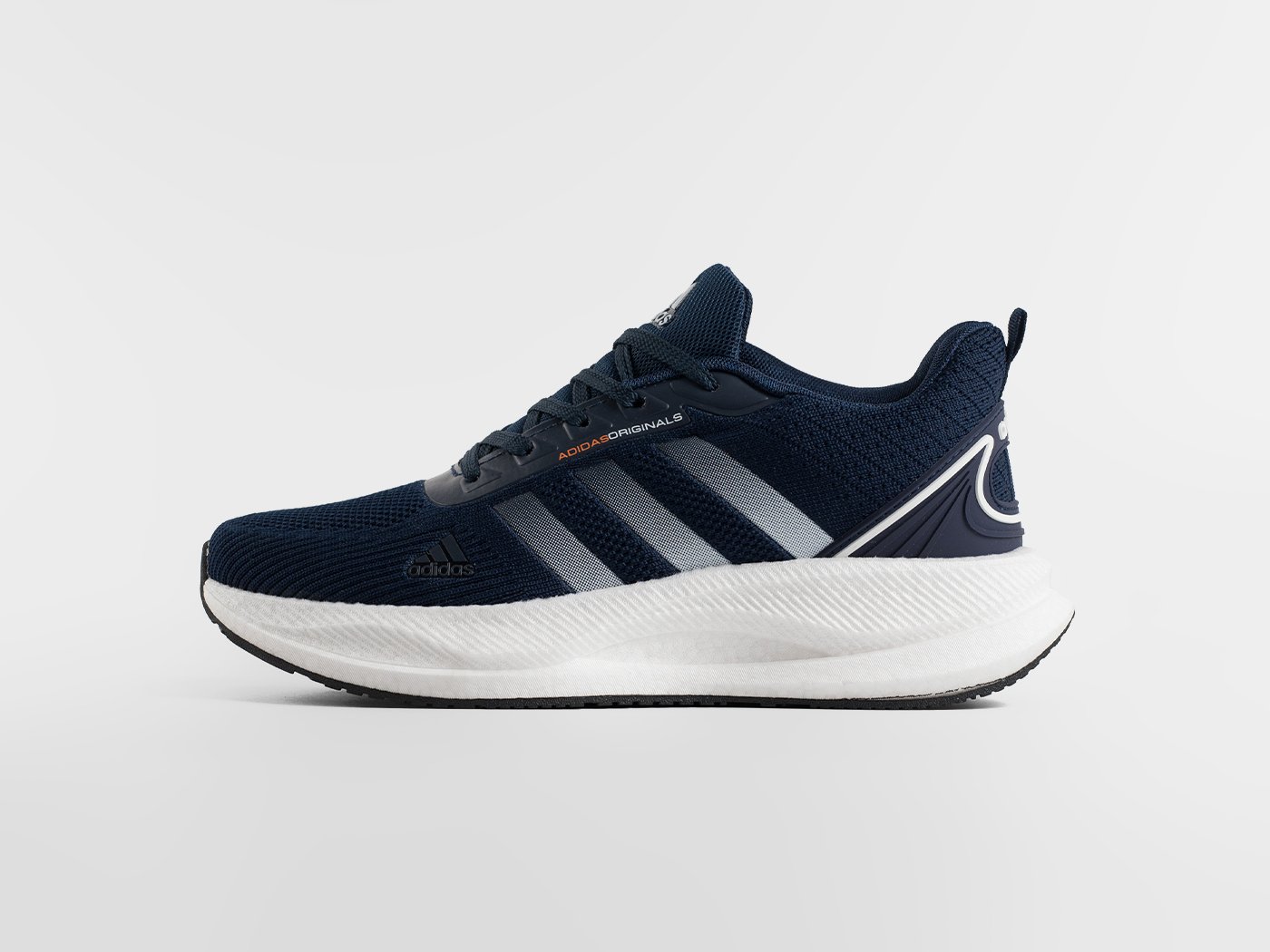 Кроссовки Adidas