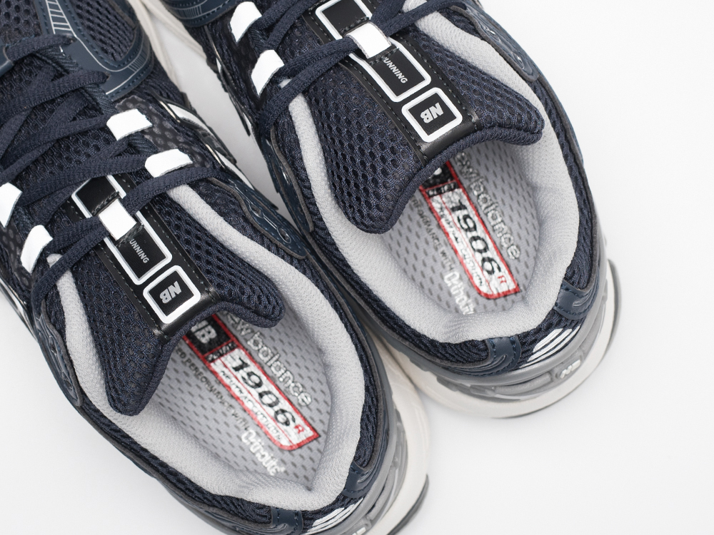 Кроссовки New Balance 1906R