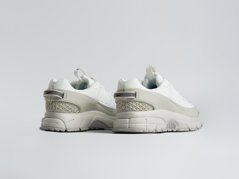 Кроссовки Nike Zoom Vomero 5 Roam