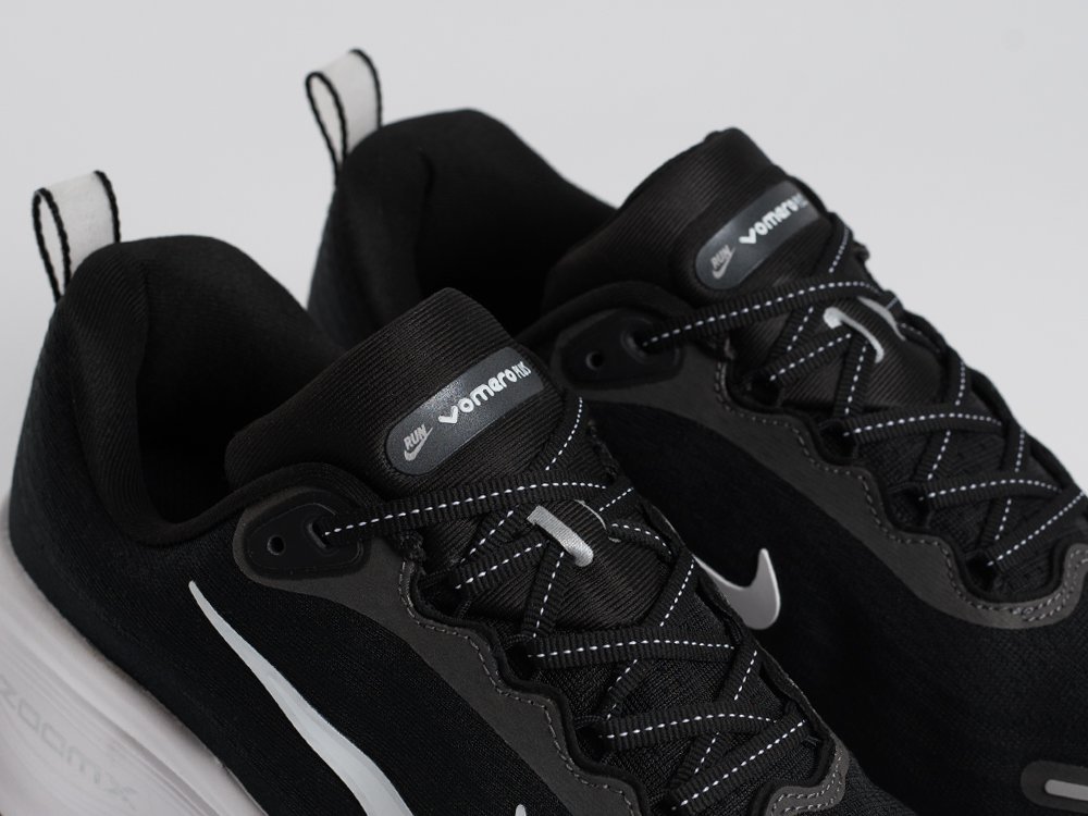 Кроссовки Nike Vomero 18