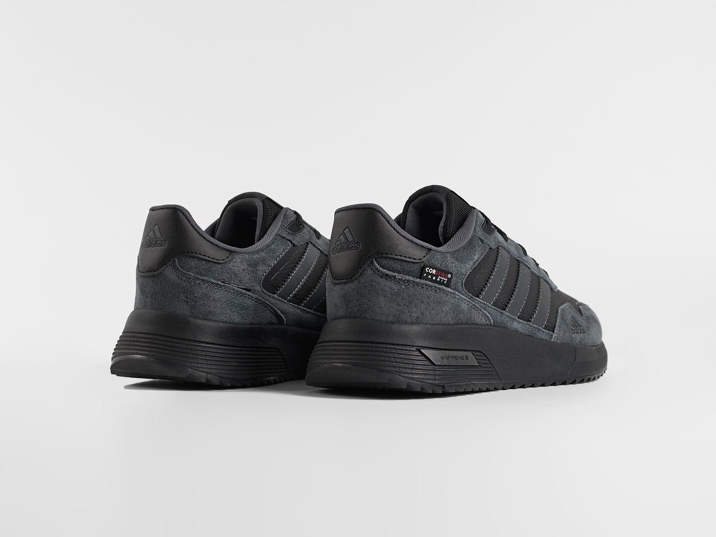 Кроссовки Adidas