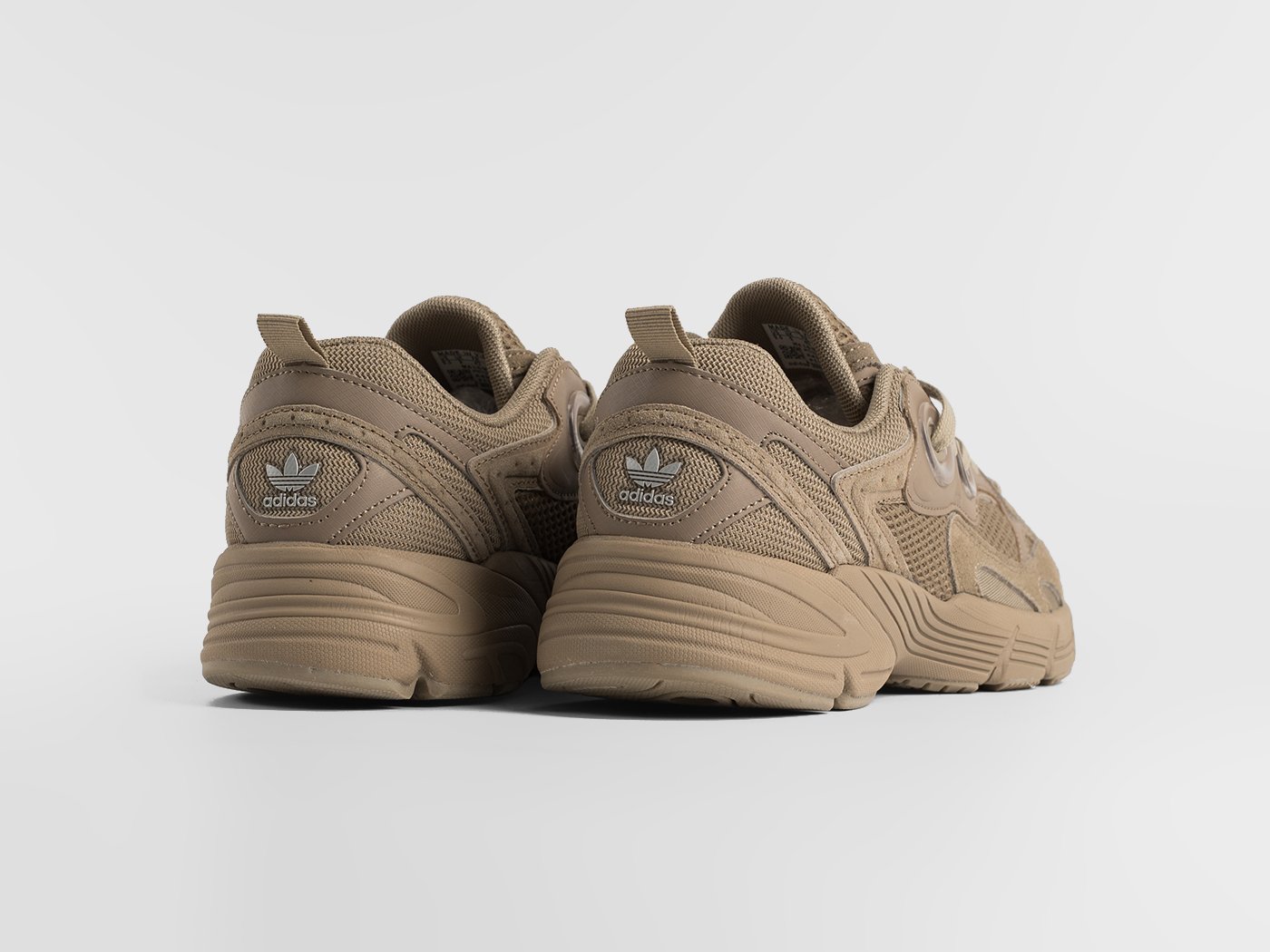 Кроссовки Adidas Astir