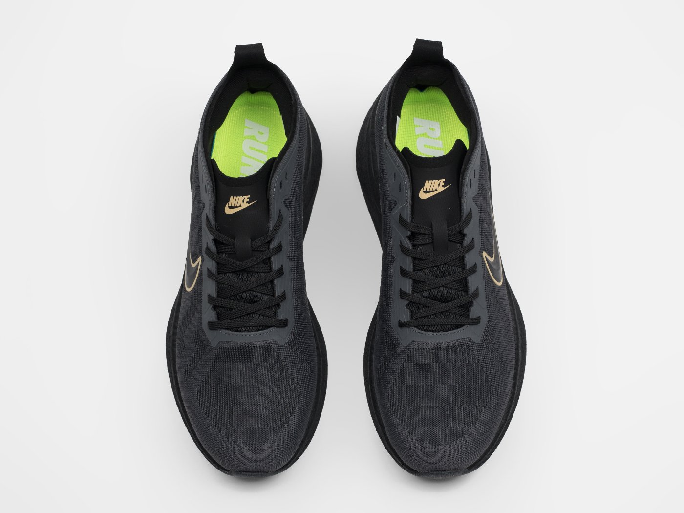 Кроссовки Nike Renew