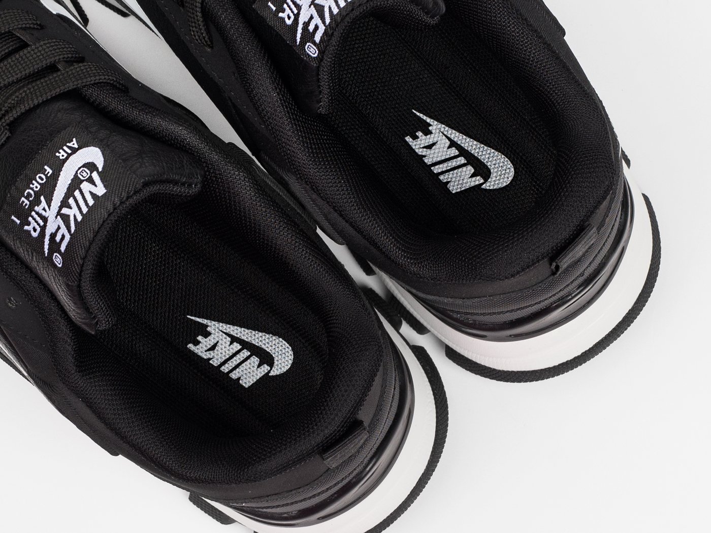 Кроссовки Nike Rivah Low