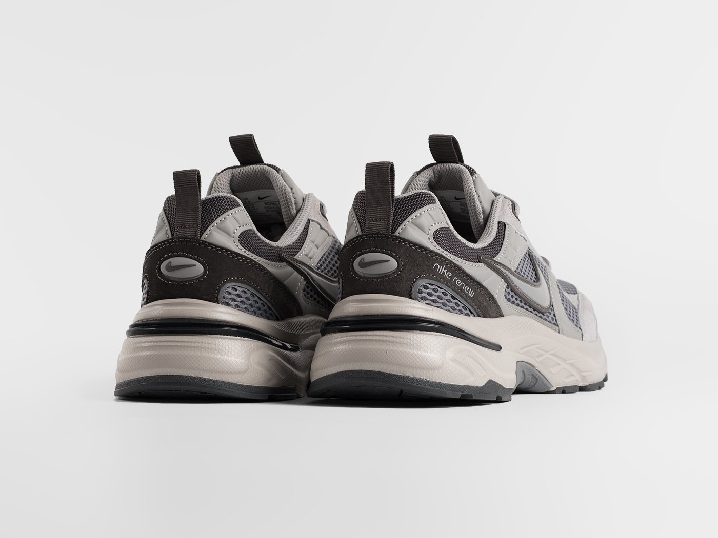 Кроссовки Nike