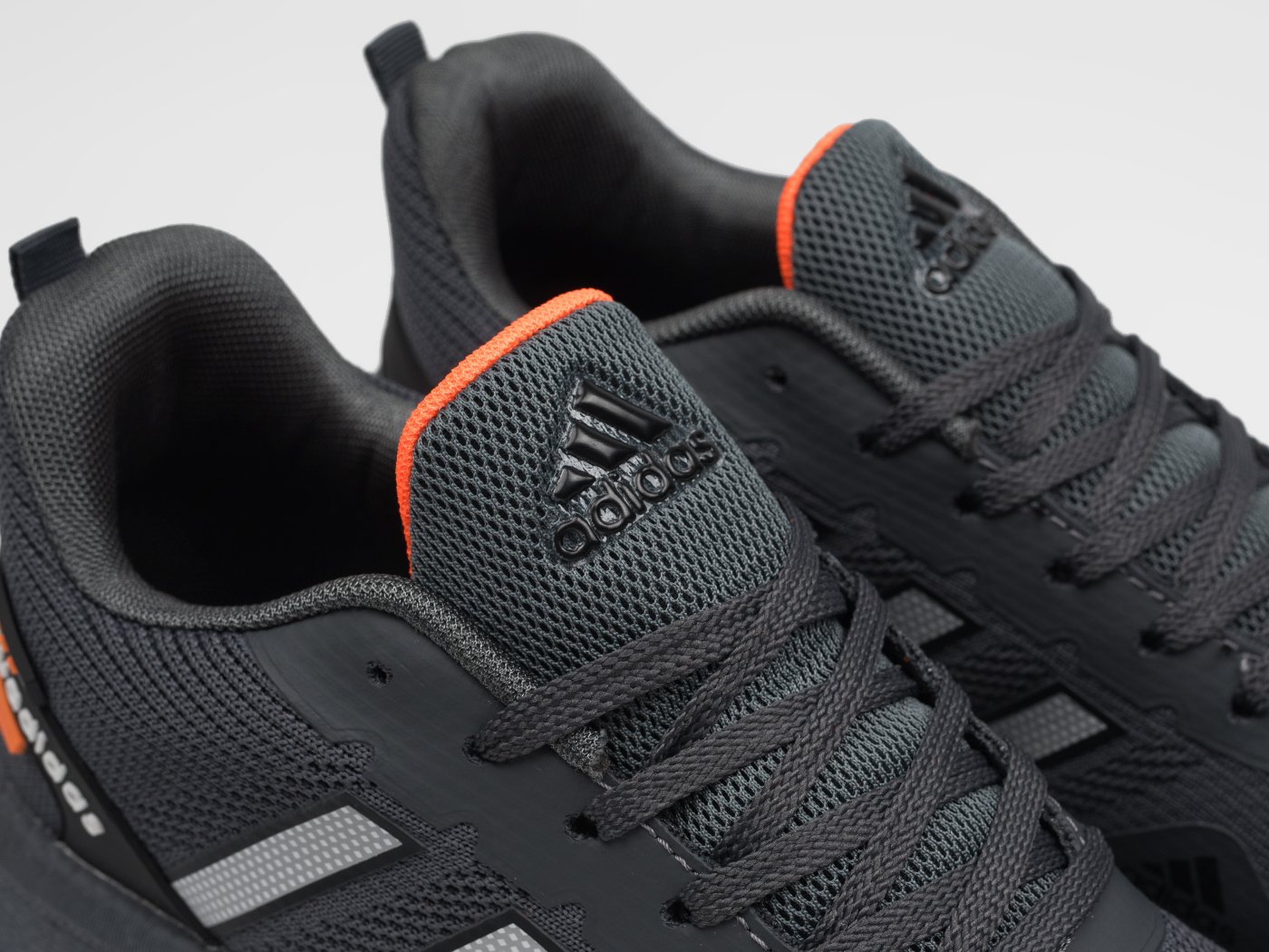 Кроссовки Adidas