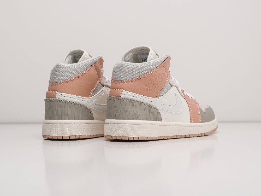 Кроссовки Nike Air Jordan 1 Mid