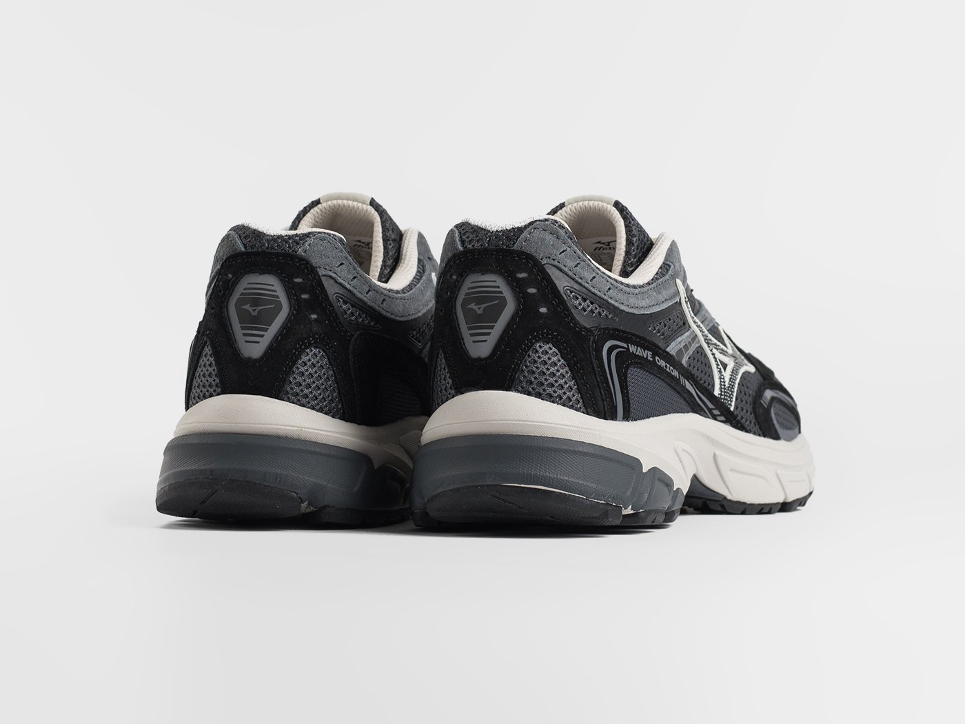 Кроссовки Mizuno Wave Orion