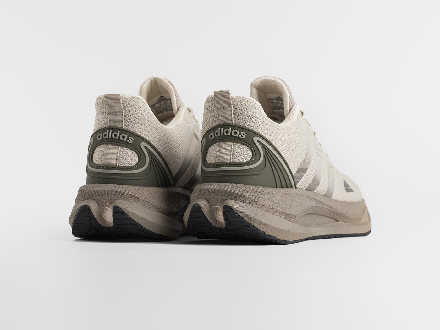 Кроссовки Adidas