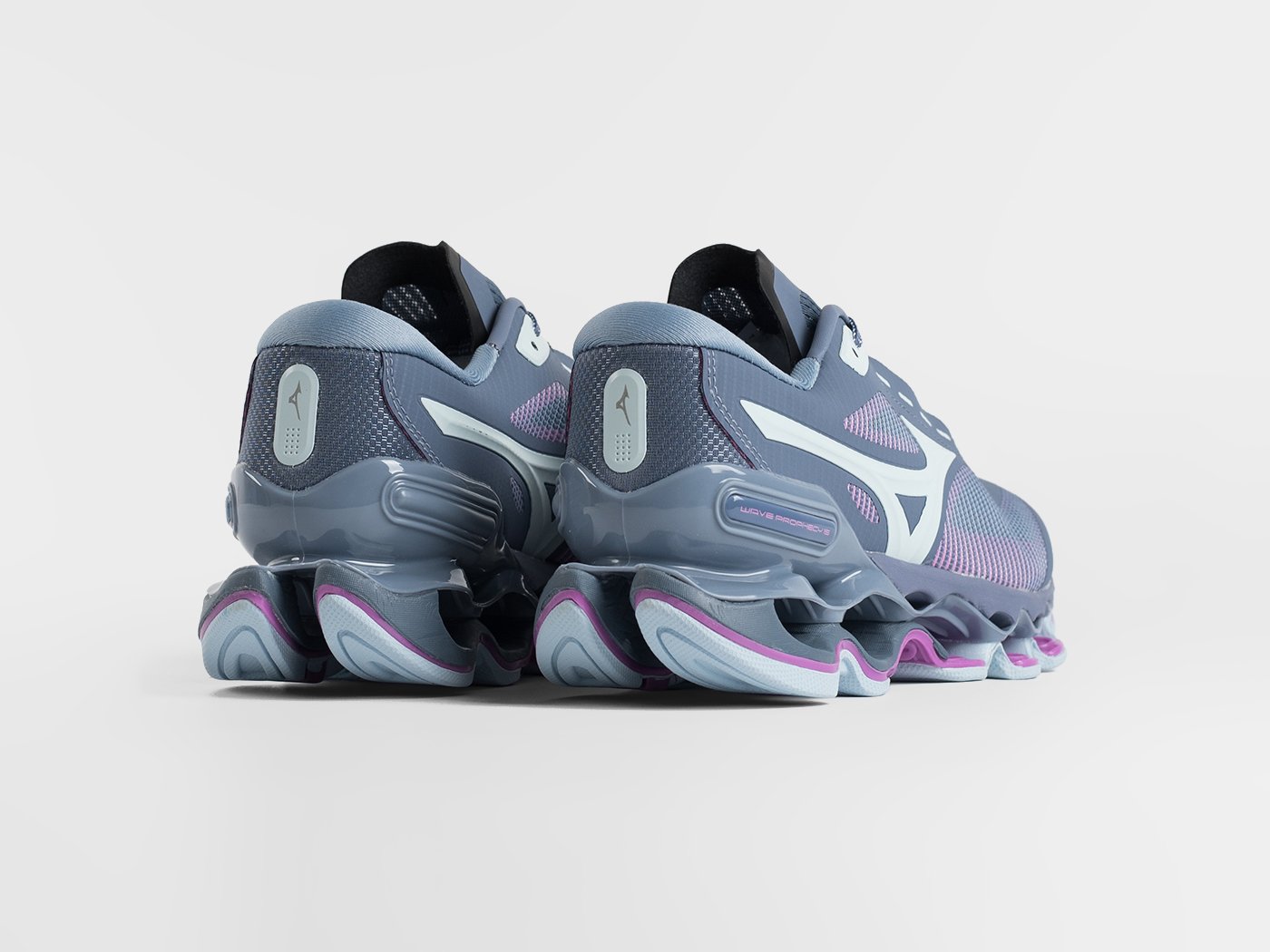 Кроссовки Mizuno Wave Prophecy 15