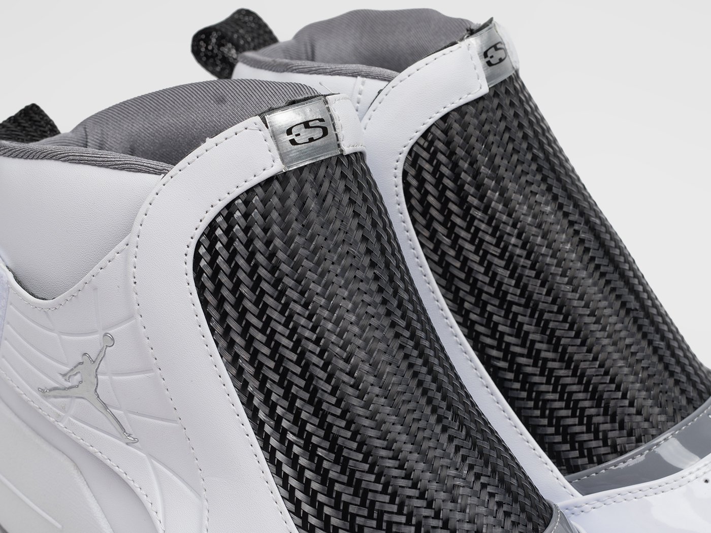Кроссовки Nike Air Jordan 19
