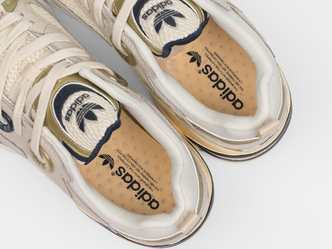 Кроссовки Adidas Astir
