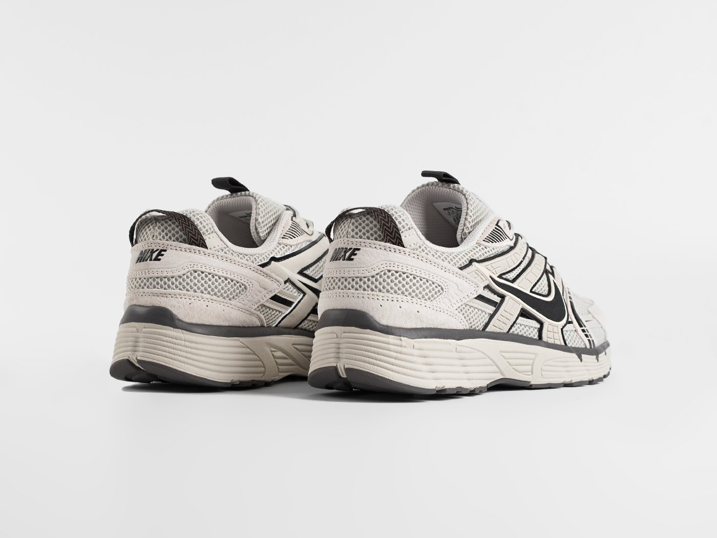 Кроссовки Nike P-6000