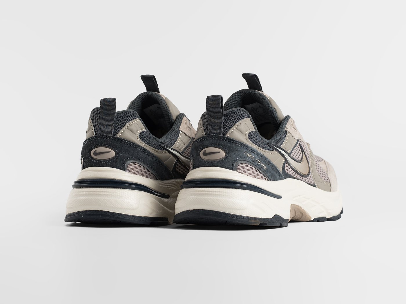 Кроссовки Nike