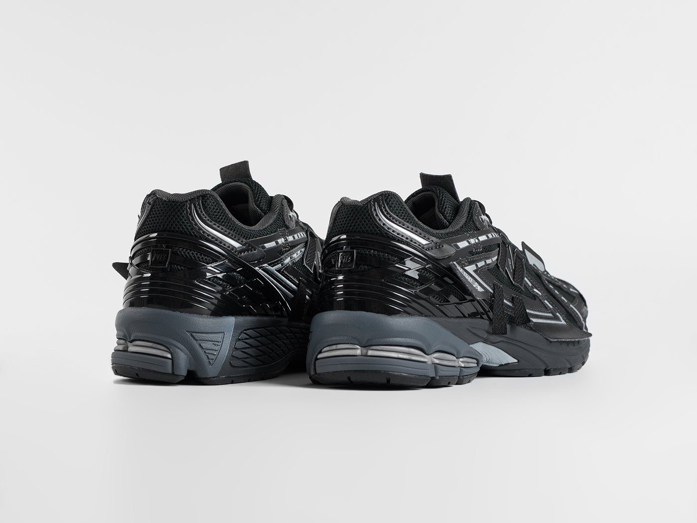 Кроссовки New Balance 1906A
