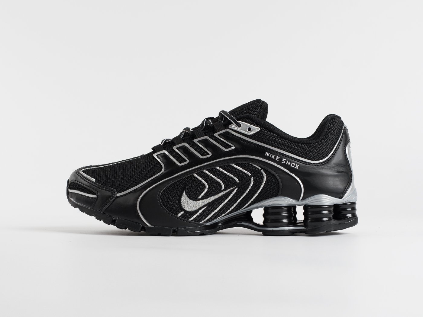 Кроссовки Nike Shox
