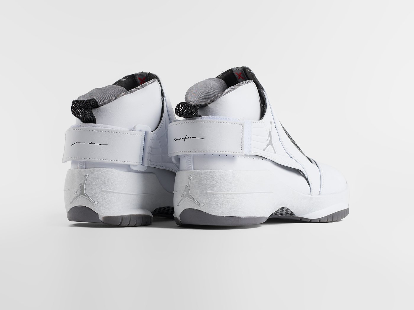 Кроссовки Nike Air Jordan 19