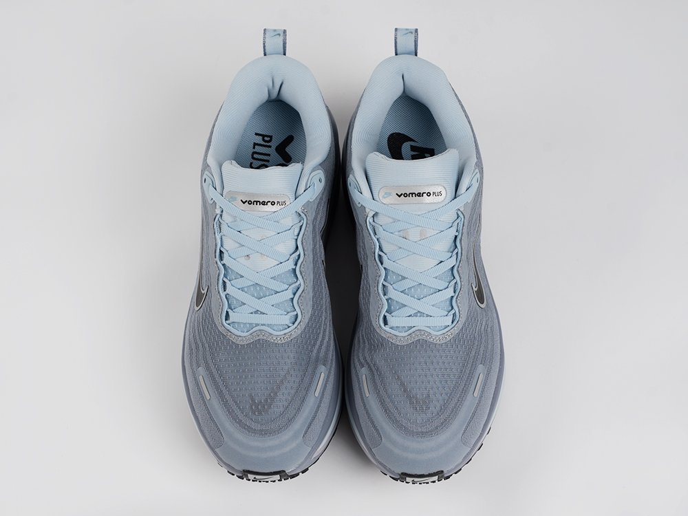 Кроссовки Nike Vomero 18