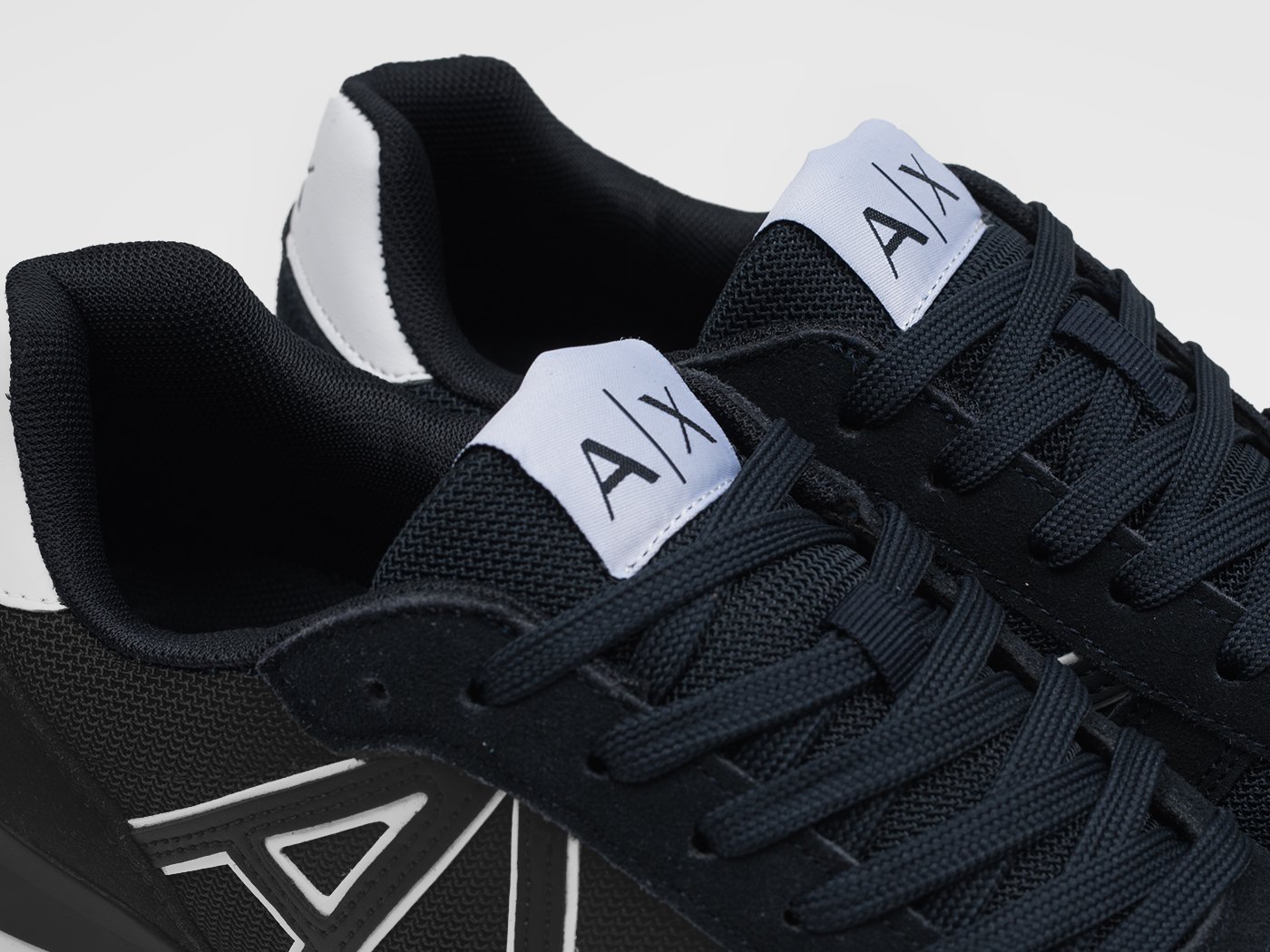 Кроссовки Armani Exchange