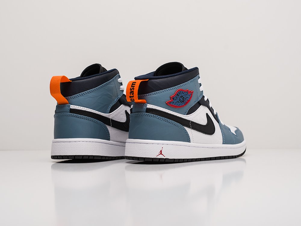 Кроссовки Nike Air Jordan 1 Mid