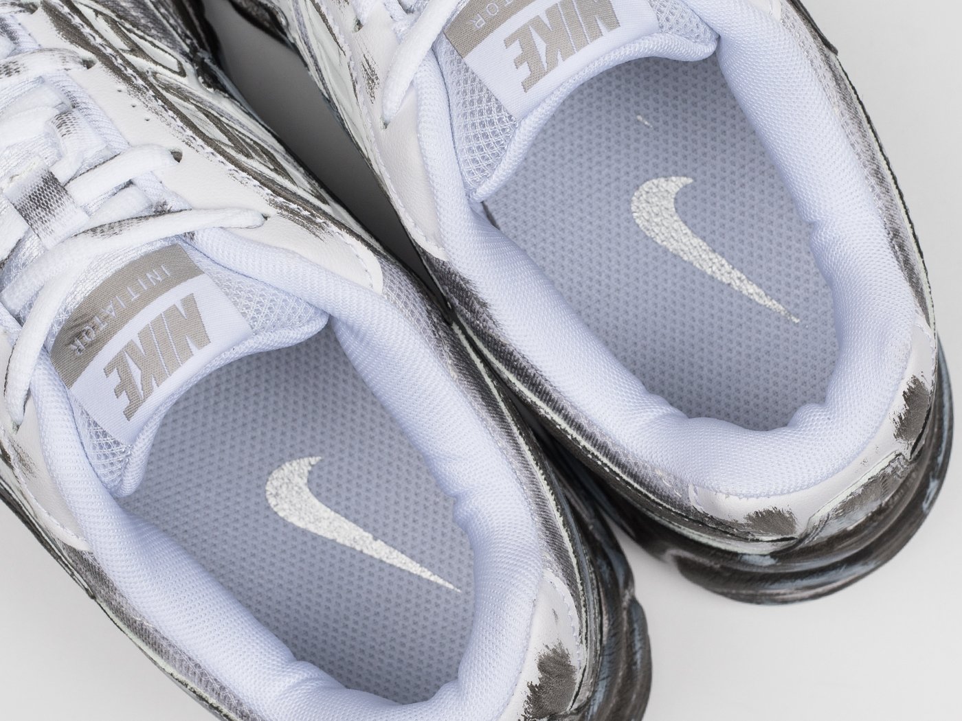 Кроссовки Nike Initiator