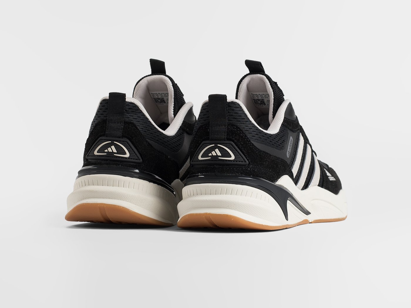 Кроссовки Adidas