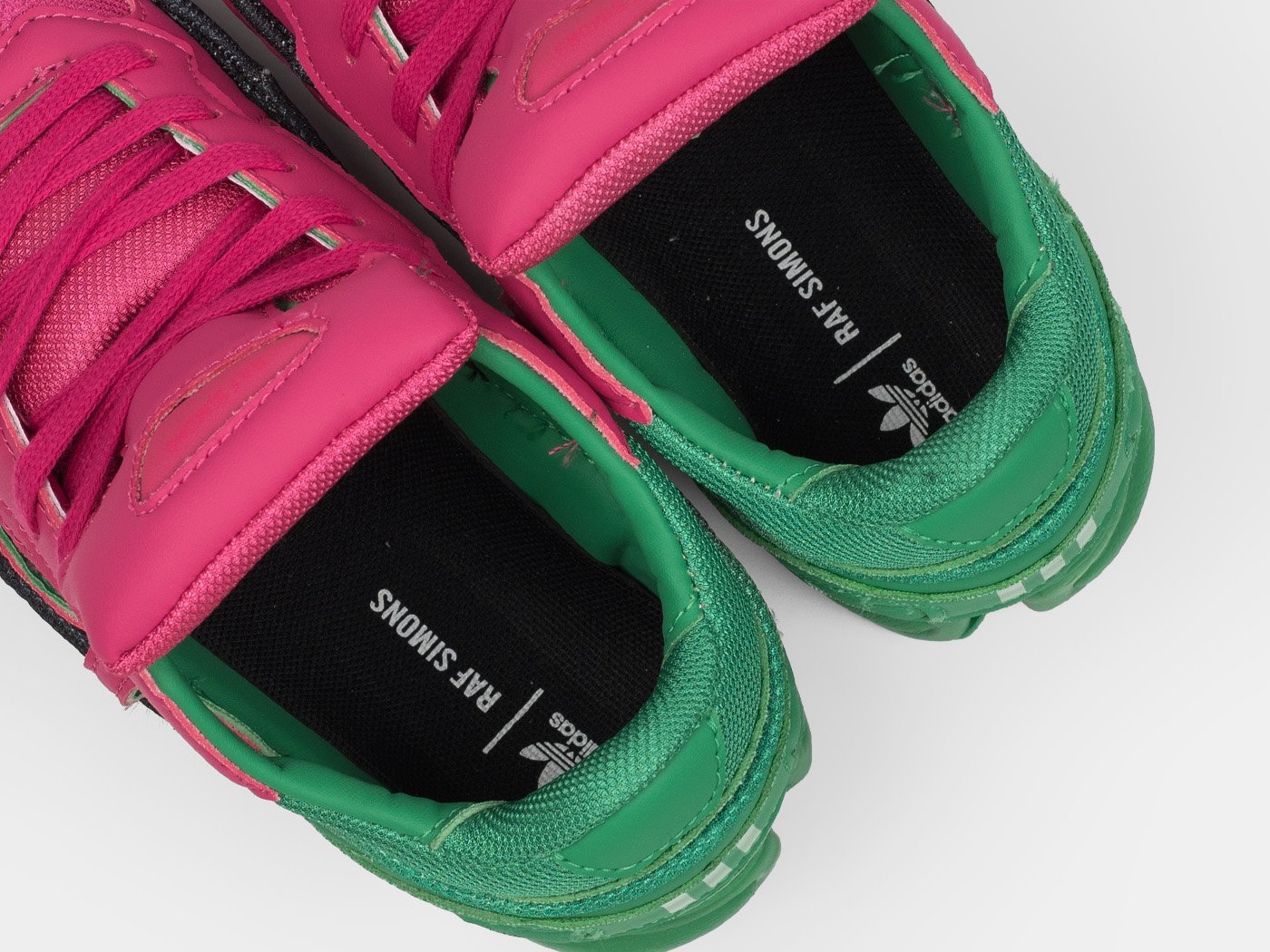 Кроссовки Adidas Raf Simons x Ozweego Replicant