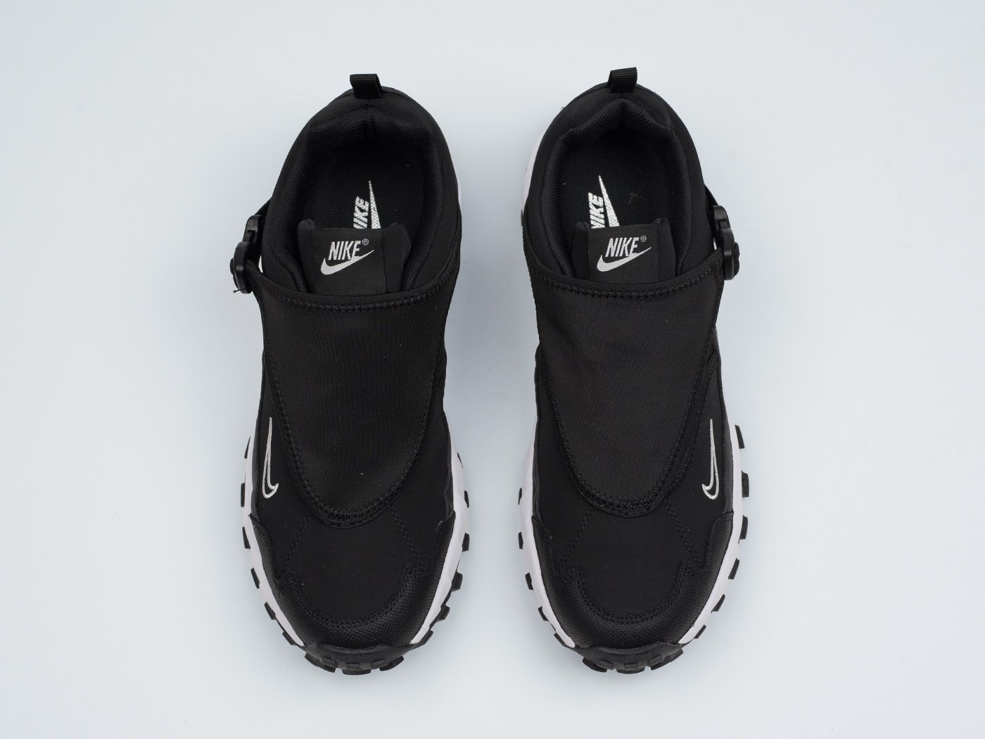 Кроссовки Nike ACG Phassad