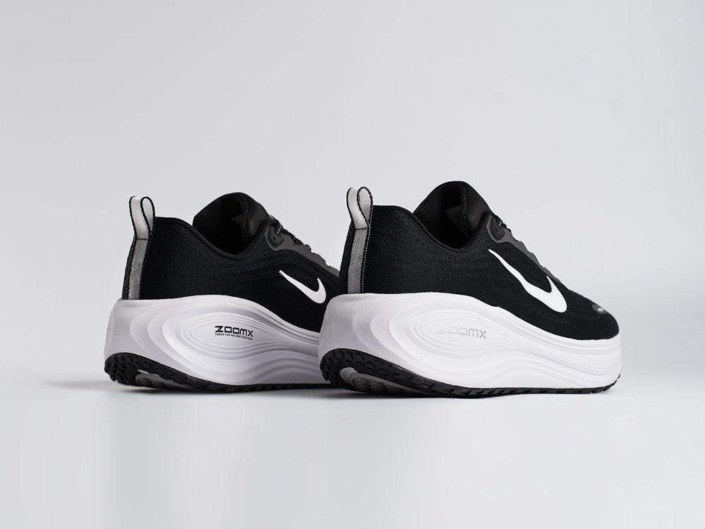 Кроссовки Nike Vomero 18