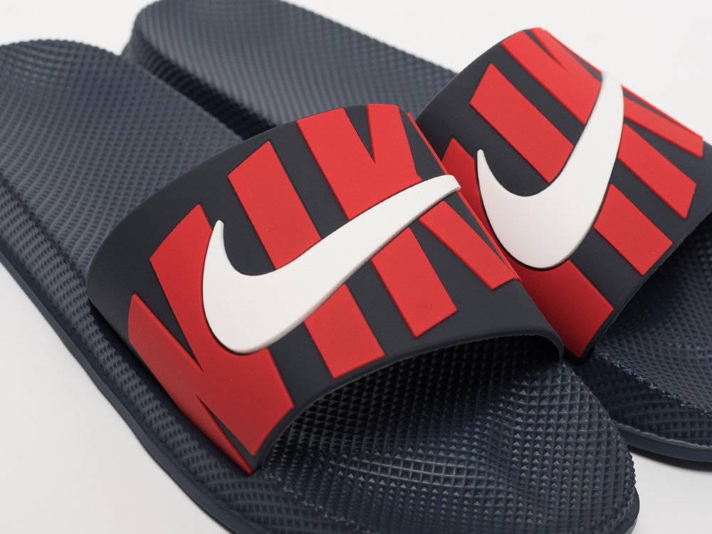 Сланцы Nike