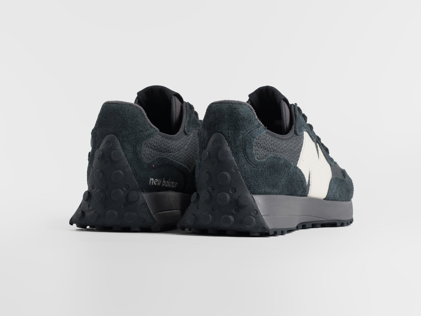 Кроссовки New Balance 327