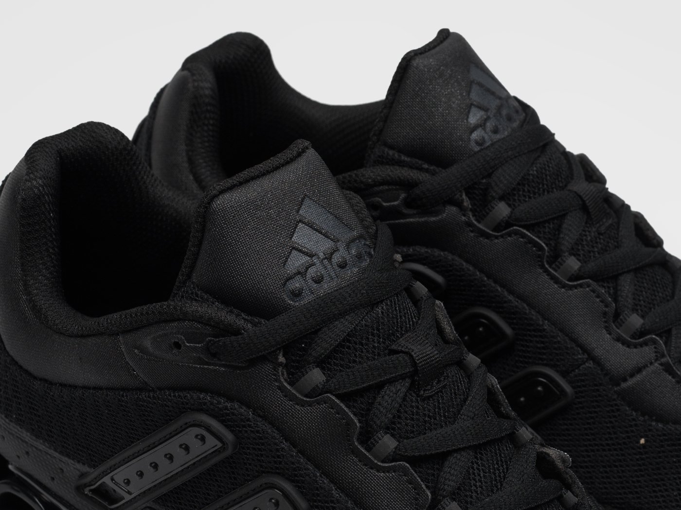 Кроссовки Adidas Megaride Pro