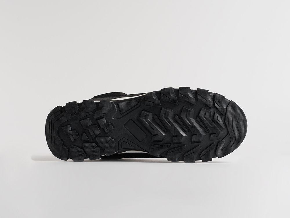 Зимние кроссовки Nike Rivah Mid