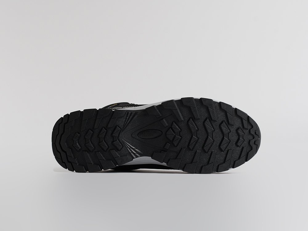 Зимние кроссовки Nike Rivah Mid