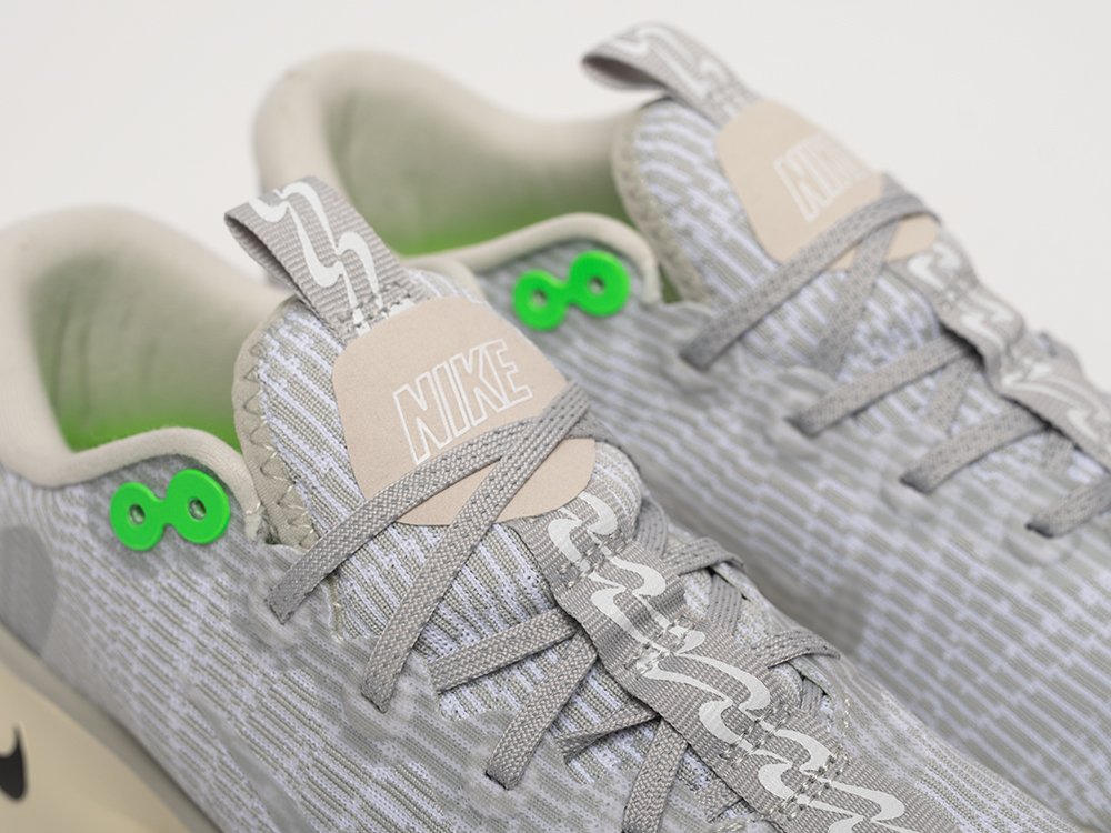 Кроссовки Nike Motiva