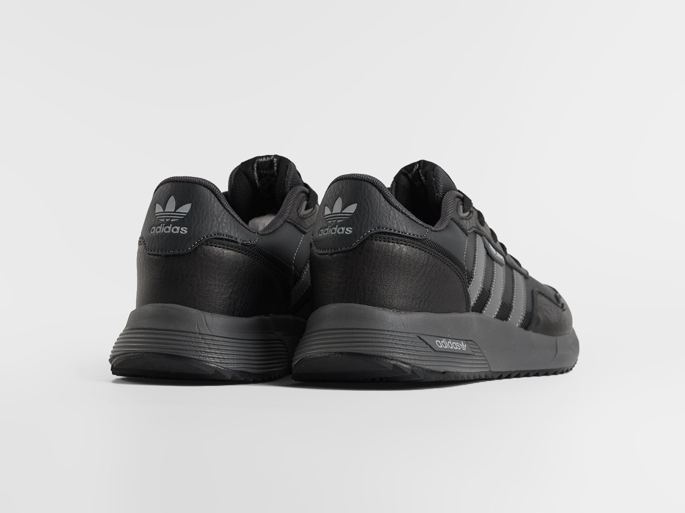 Кроссовки Adidas Retropy F2
