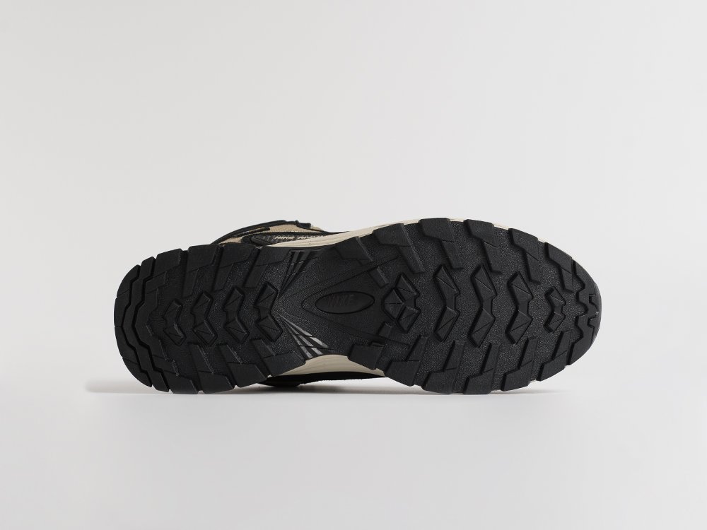 Зимние кроссовки Nike Rivah Mid