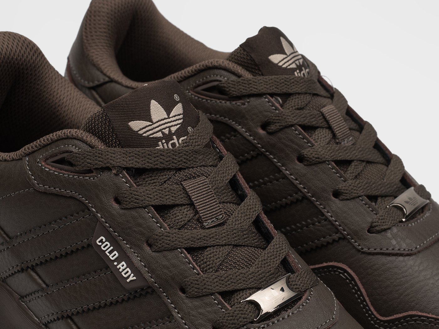 Кроссовки Adidas Retropy F2
