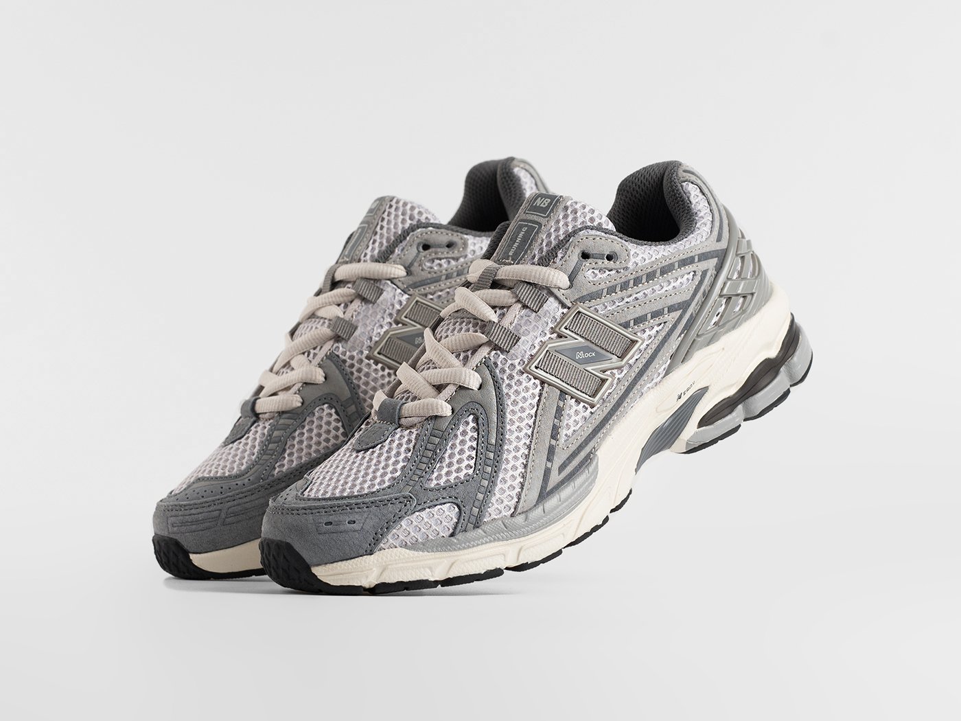 Кроссовки New Balance 1906R