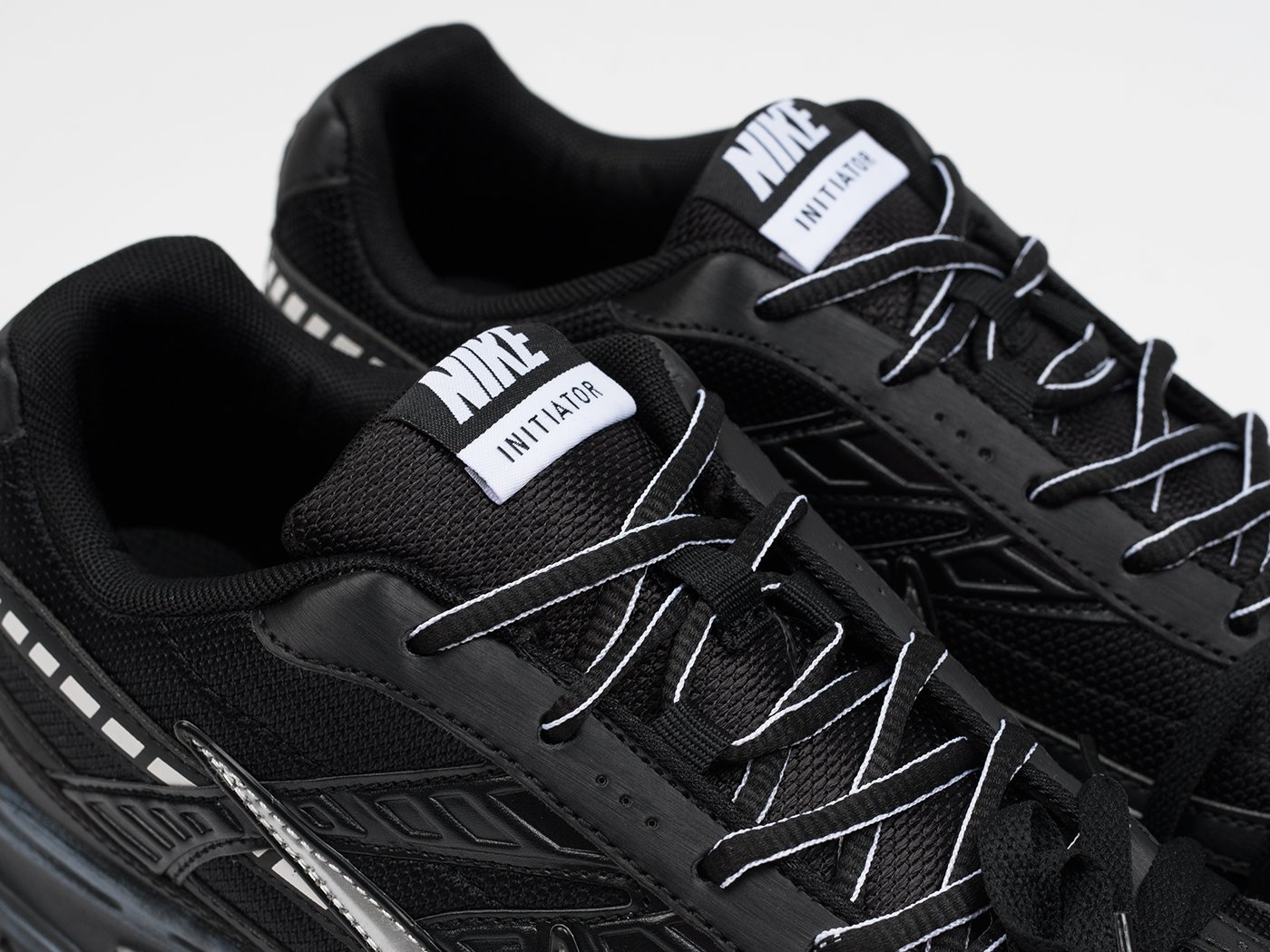 Кроссовки Nike Initiator