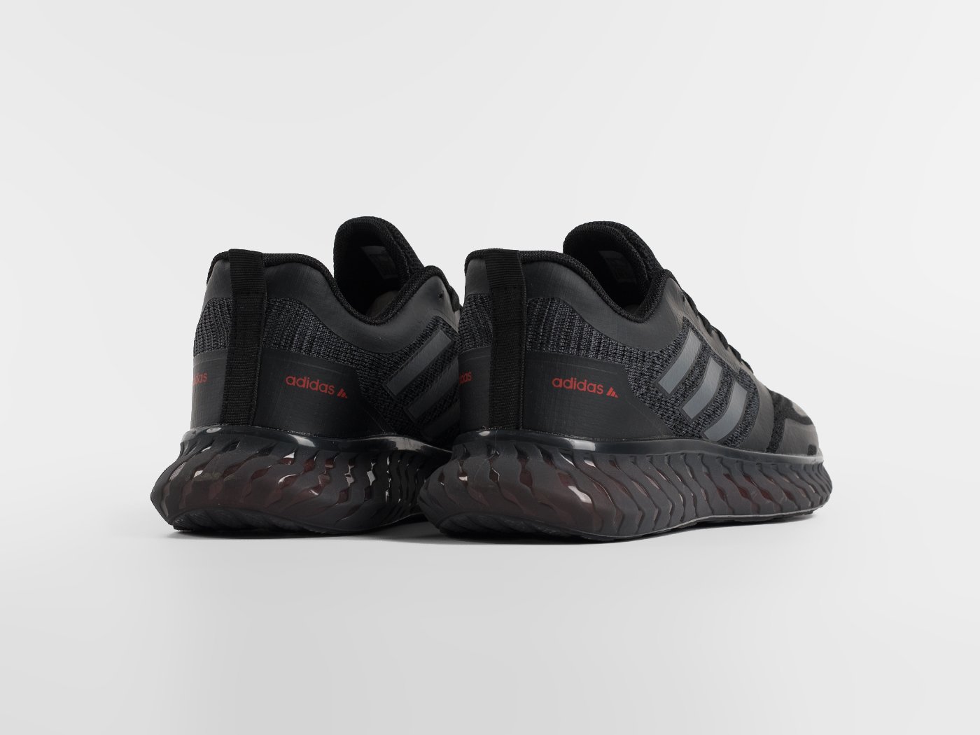 Кроссовки Adidas