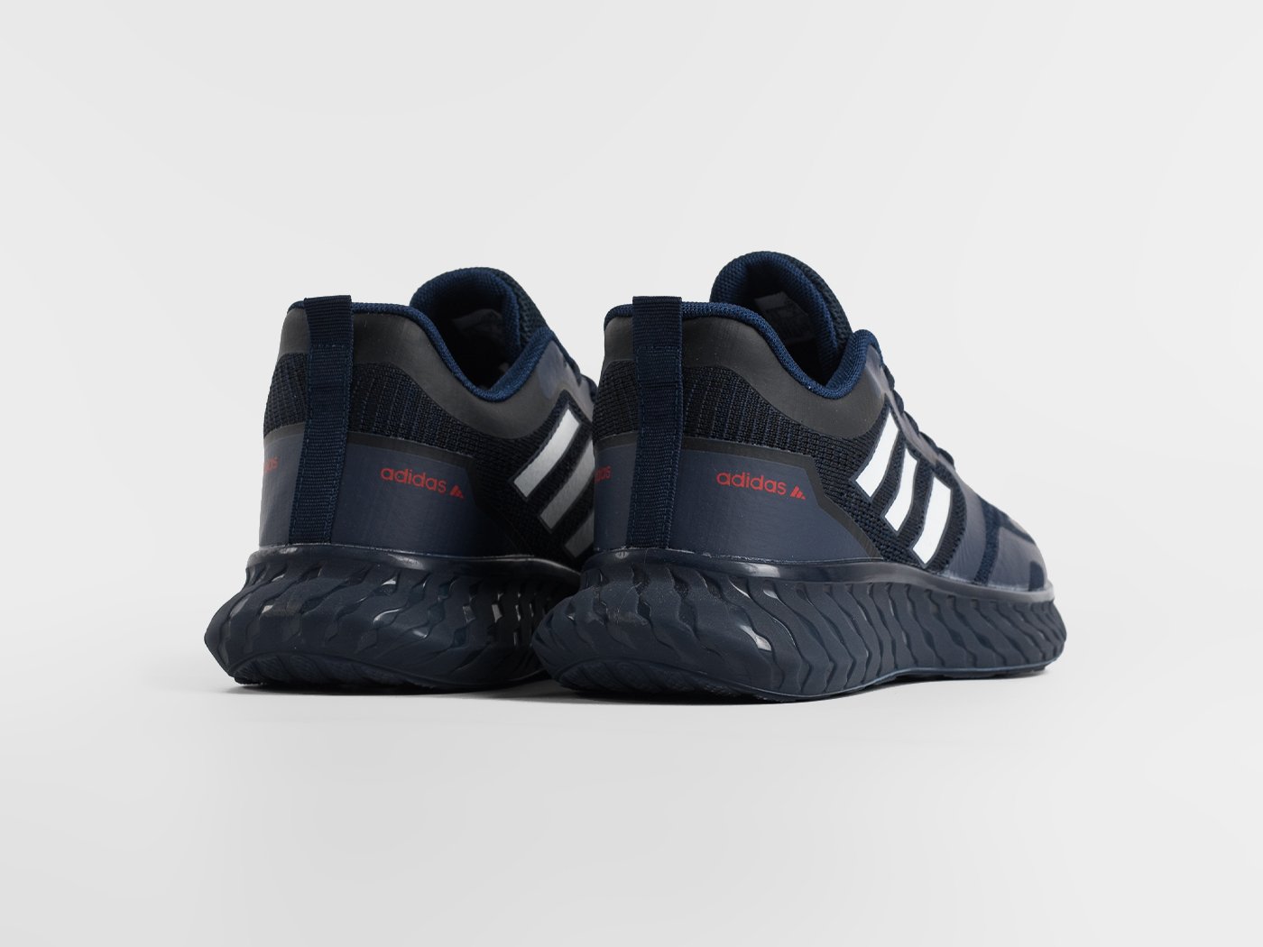 Кроссовки Adidas