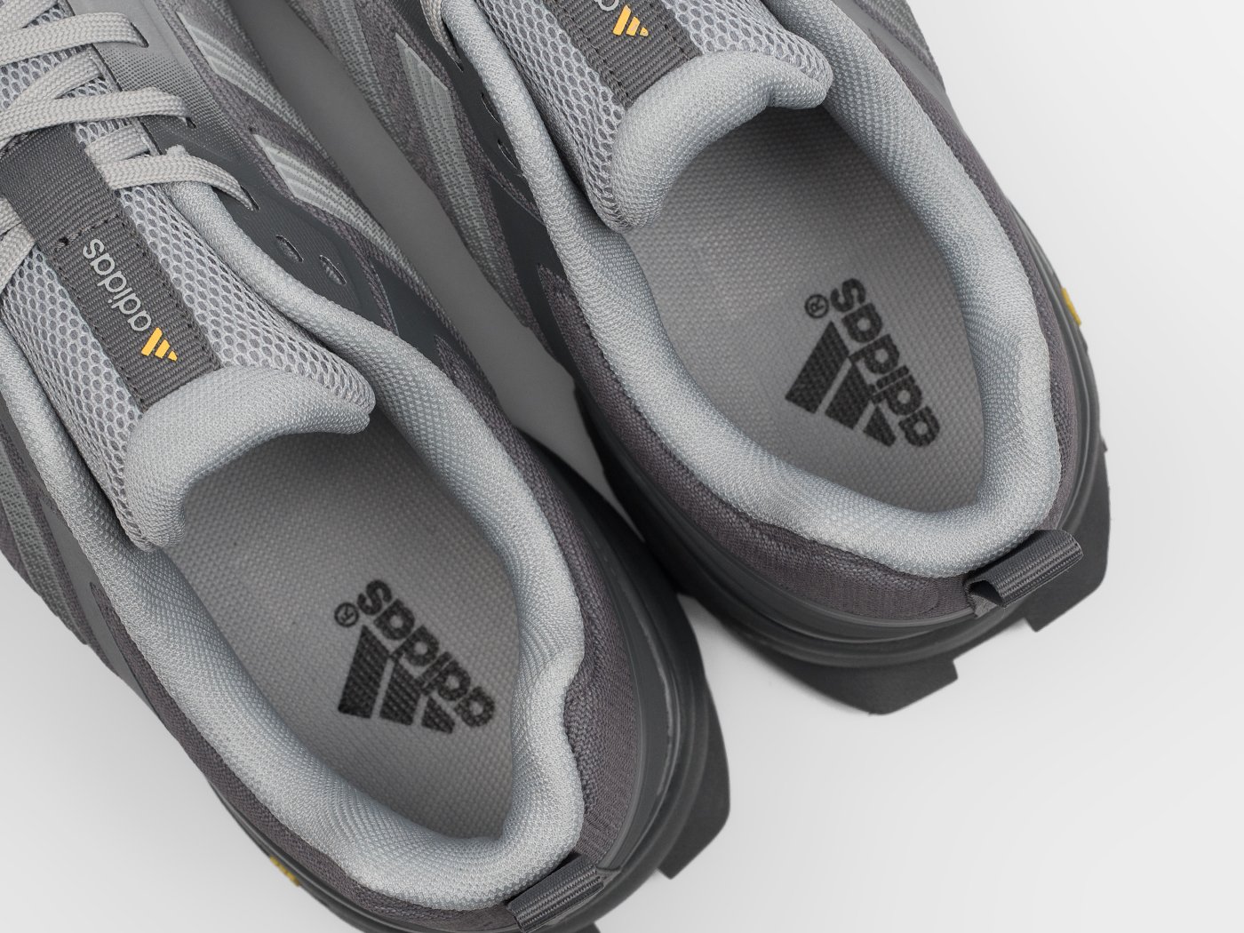 Кроссовки Adidas Marathon