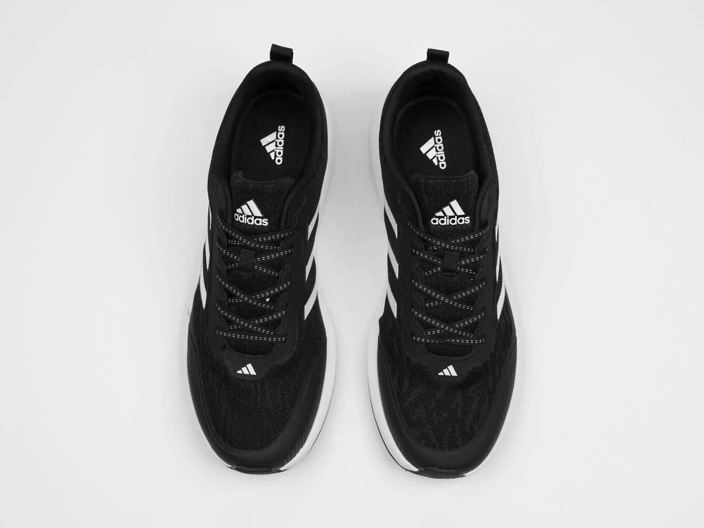 Кроссовки Adidas