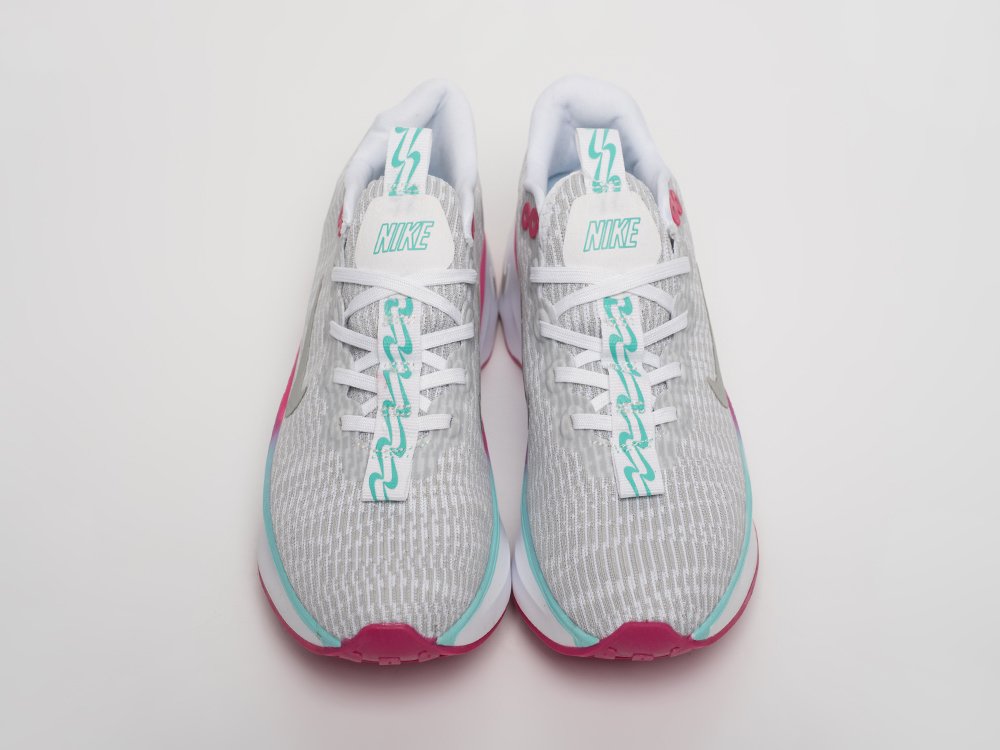 Кроссовки Nike Motiva