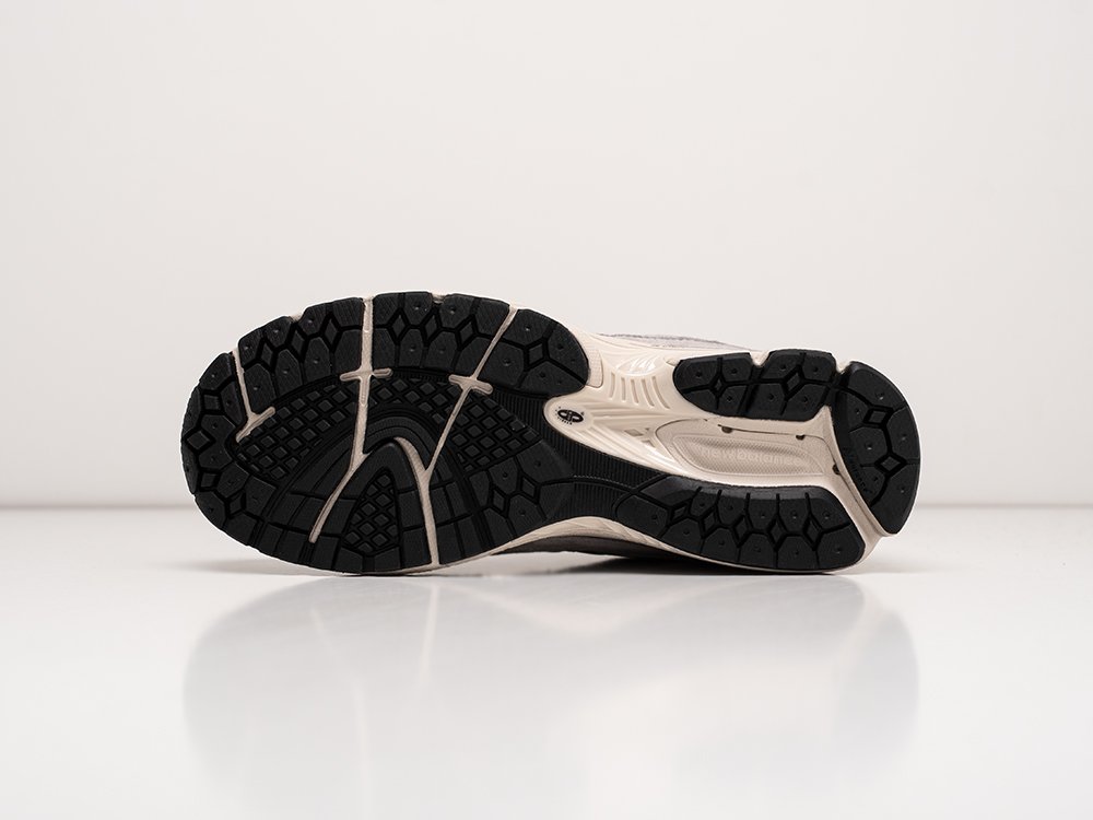 Кроссовки New Balance 2002R