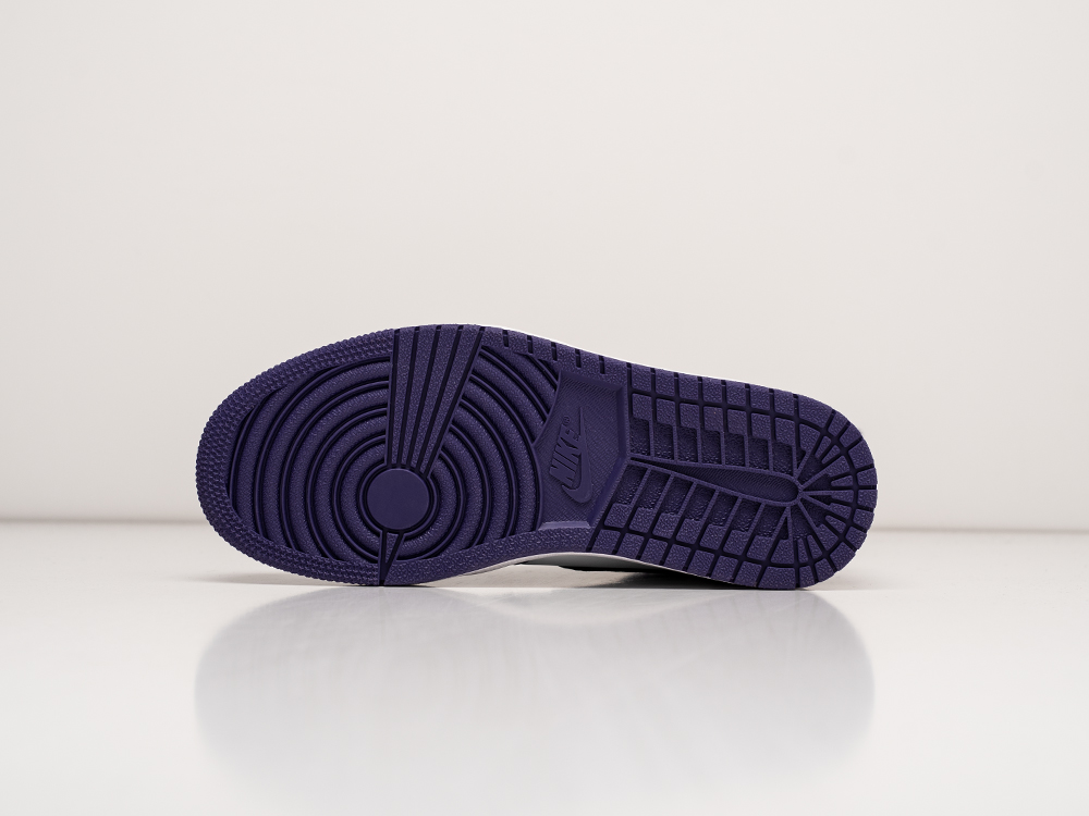 Кроссовки Nike Air Jordan 1 Mid