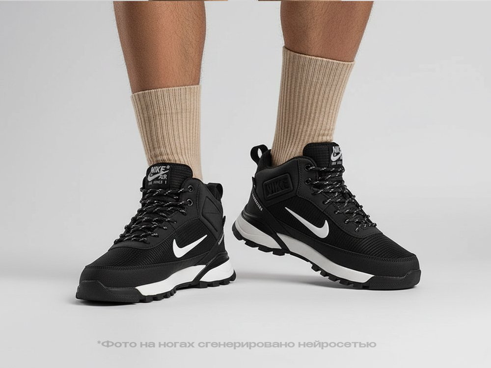 Зимние кроссовки Nike Rivah Mid