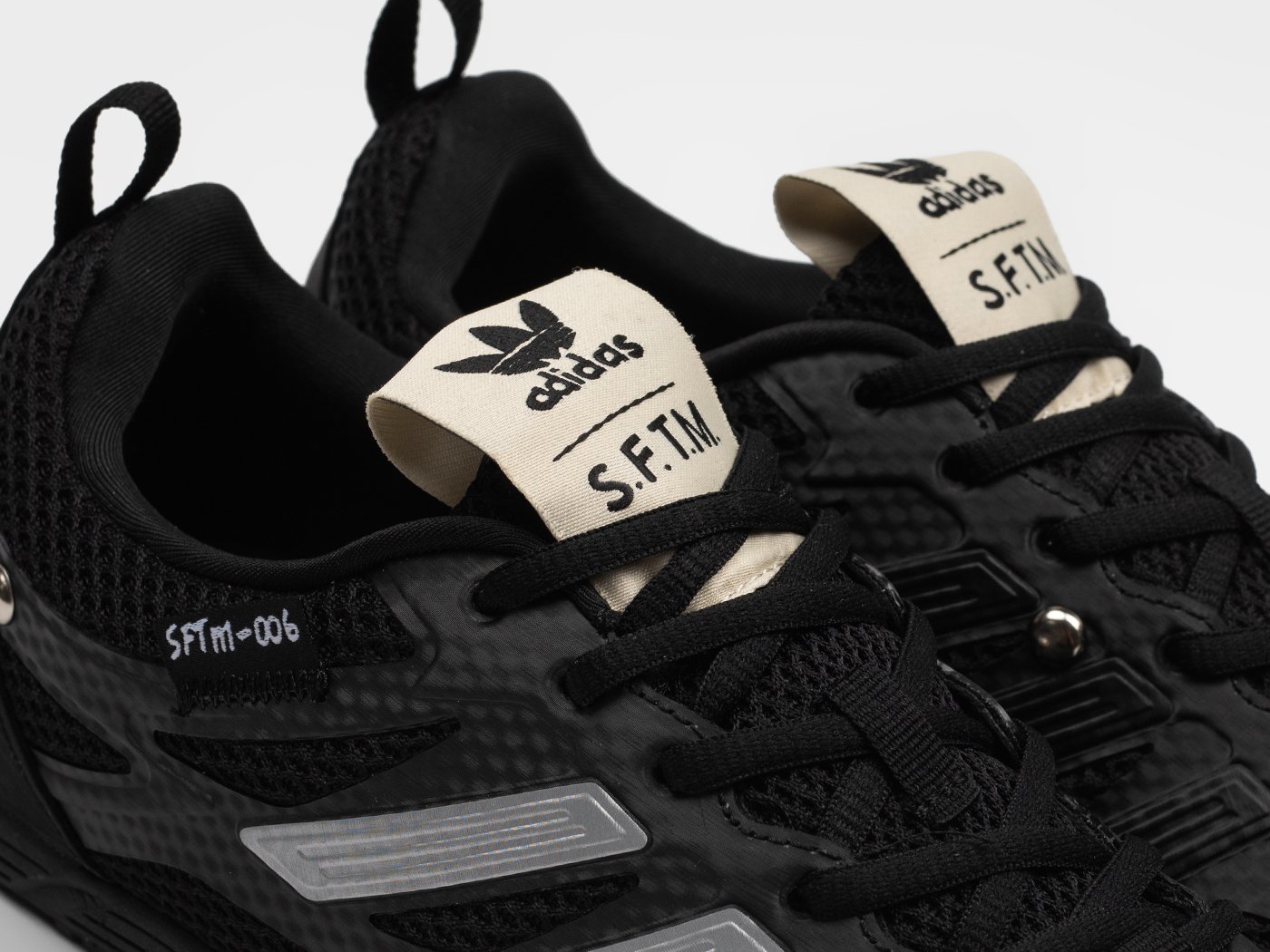 Кроссовки Adidas x SONG FOR THE MUTE Adizero PR