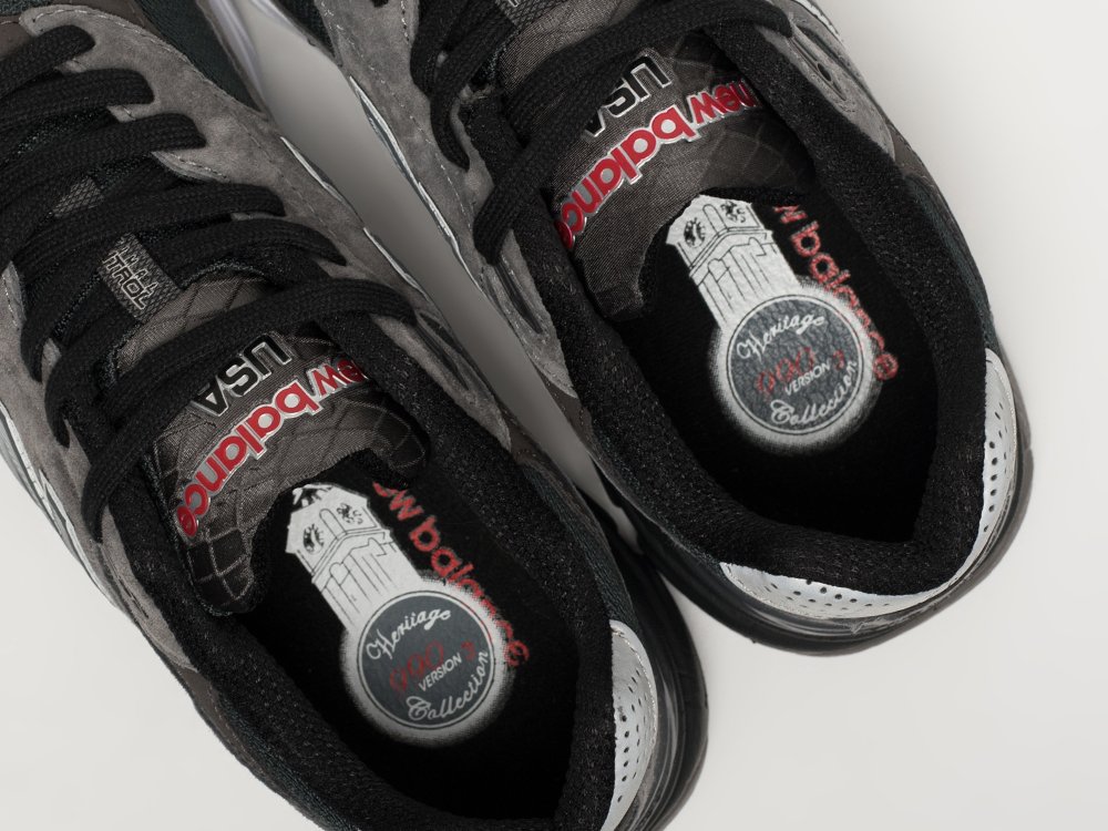 Кроссовки New Balance 990 v3